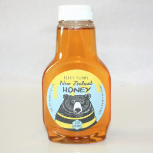 Honey Squeeze, kids favorite, kids love food, easy to pour honey, mild honey, single vintage honey, wildflower honey, tyme honey, pohutakawa honey, bush honey,
